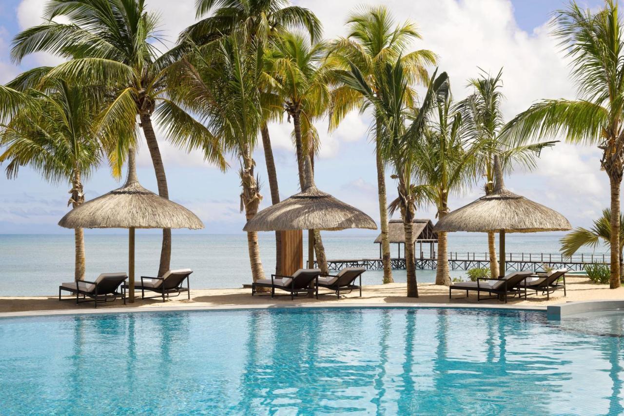 فندق لو ميريديان إلموريس بوينتي أو بيتشيز المظهر الخارجي الصورة The pool at the resort