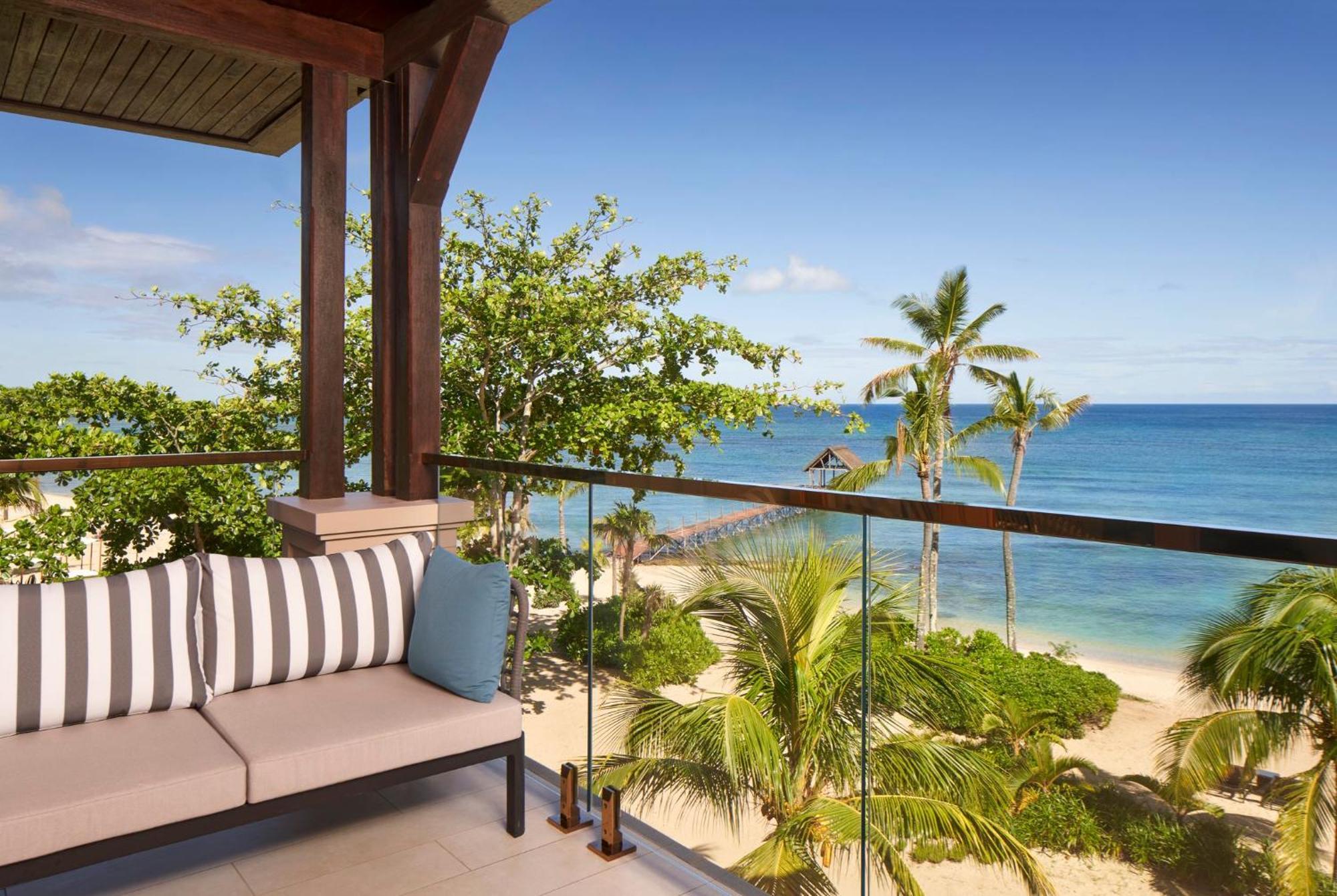 فندق لو ميريديان إلموريس بوينتي أو بيتشيز المظهر الخارجي الصورة View from a suite at the Westin Nanukoo Resort, Phuket, Thailand